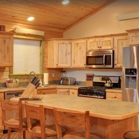 Fox Den Lodge Уест Йелоустоун Екстериор снимка
