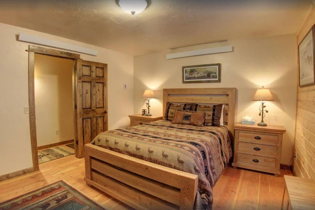 Fox Den Lodge Уест Йелоустоун Екстериор снимка