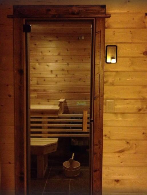 Fox Den Lodge Уест Йелоустоун Екстериор снимка