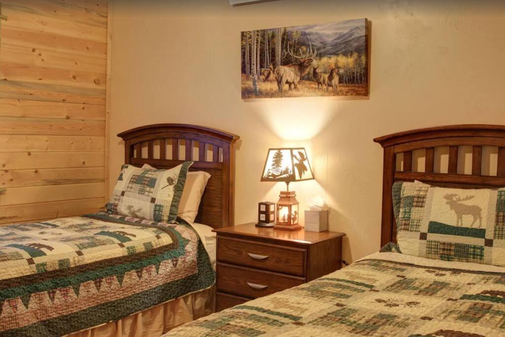Fox Den Lodge Уест Йелоустоун Екстериор снимка